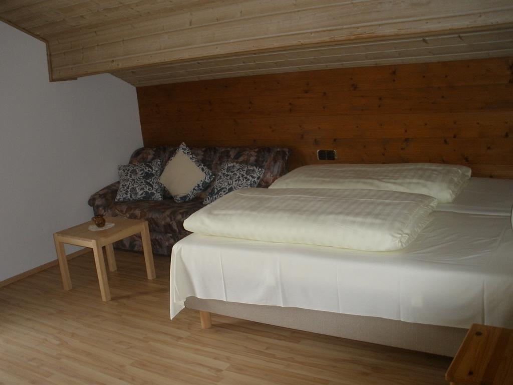 Alpengasthof Zur Loisach Hotel Grossweil Habitación foto