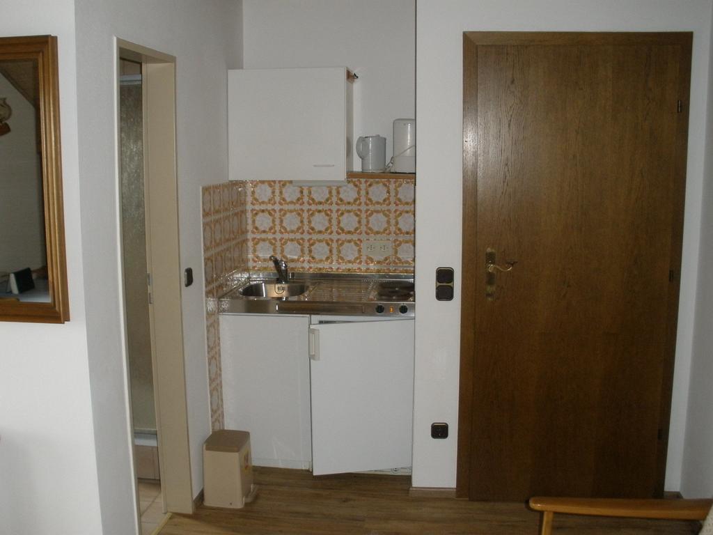 Alpengasthof Zur Loisach Hotel Grossweil Habitación foto