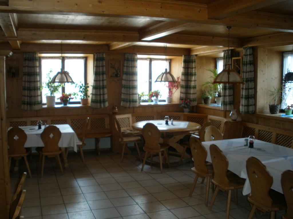 Alpengasthof Zur Loisach Hotel Grossweil Exterior foto